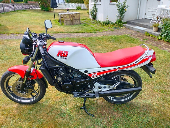 Yamaha RD 350 F 2 of 25
