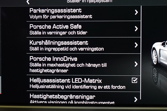 Porsche Panamera 4 22 of 30