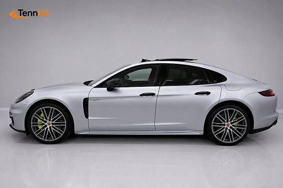 Porsche Panamera 4 3 of 30
