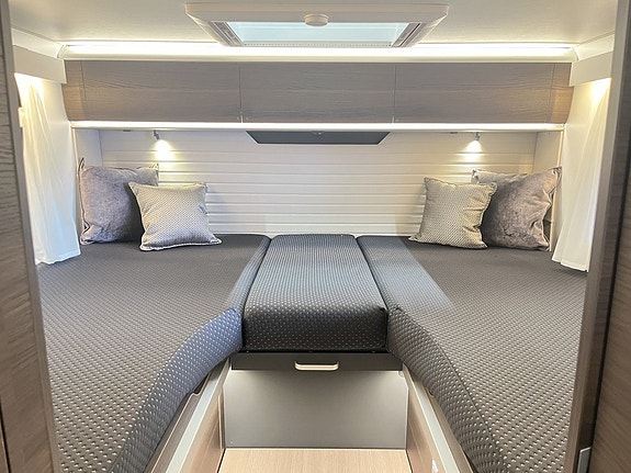Adria CORAL SUPREME 670 SL (2027 PÅ PLATS+ALDE Diesel+Aut 180hk+Full LED) 21 of 29