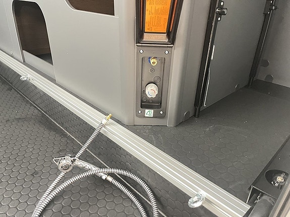 Adria CORAL SUPREME 670 SL (2027 PÅ PLATS+ALDE Diesel+Aut 180hk+Full LED) 10 of 29