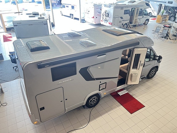 Adria CORAL SUPREME 670 SL (2027 PÅ PLATS+ALDE Diesel+Aut 180hk+Full LED) 7 of 29