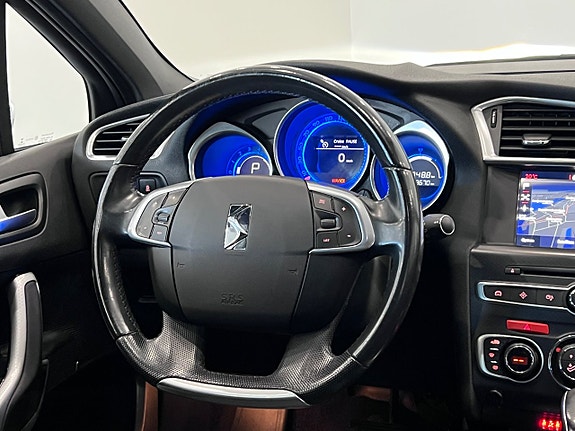 DS DS 4 CrossBack 11 of 23