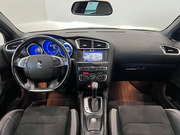 DS DS 4 CrossBack 10 of 23