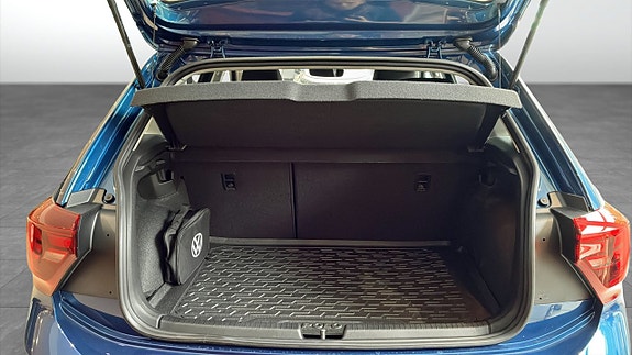 Volkswagen Polo 12 of 12