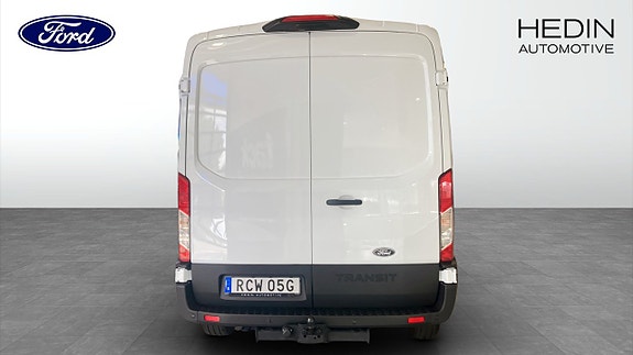 Ford Transit 7 of 9