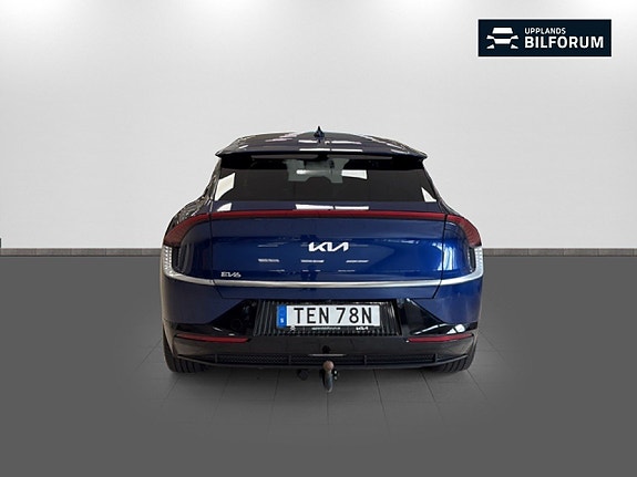 Kia EV6 5 of 16
