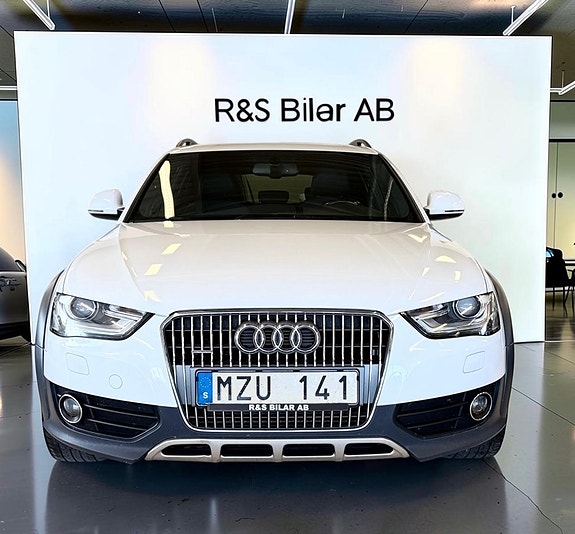 Audi A4 allroad 3 of 17