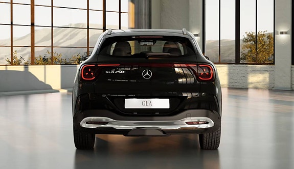 Mercedes-Benz GLA250 7 of 10
