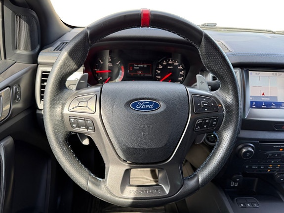Ford Ranger Raptor 14 of 19