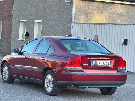 Volvo S60 9 of 11