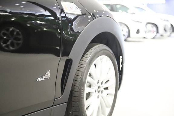 MINI Cooper S 6 of 10
