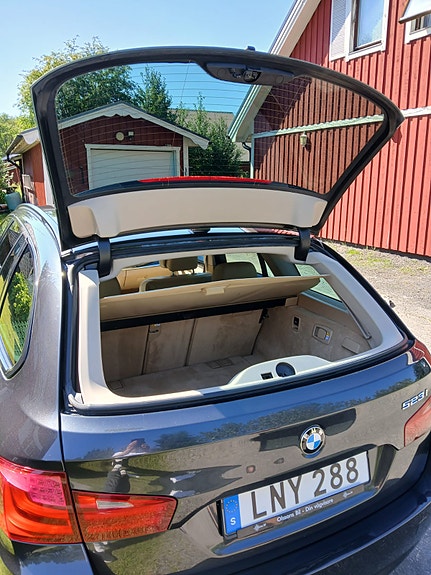 BMW 523i 10 of 20