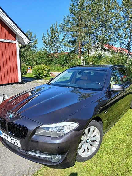 BMW 523i 19 of 20