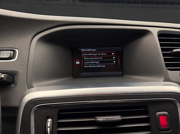 Volvo S60 17 of 25