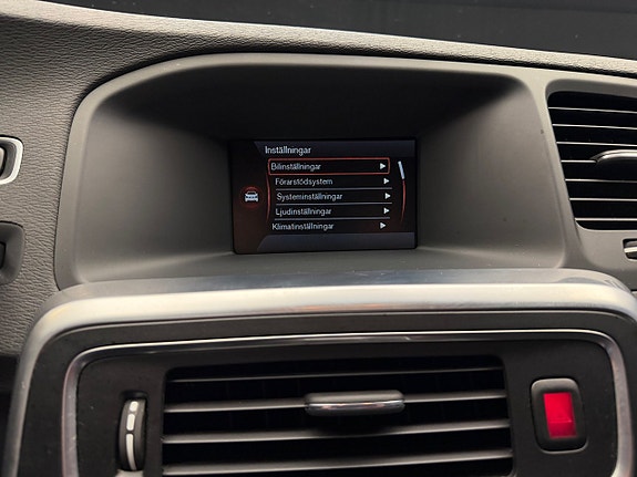 Volvo S60 16 of 25