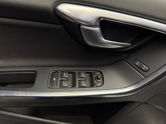 Volvo S60 8 of 25
