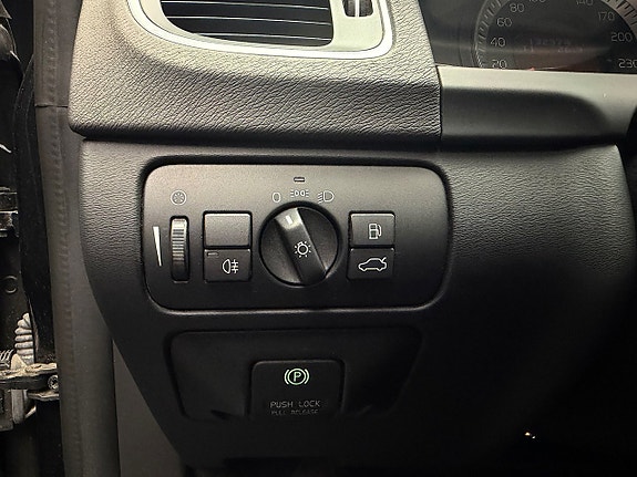 Volvo S60 9 of 25