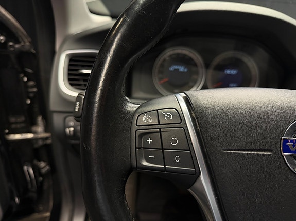 Volvo S60 10 of 25