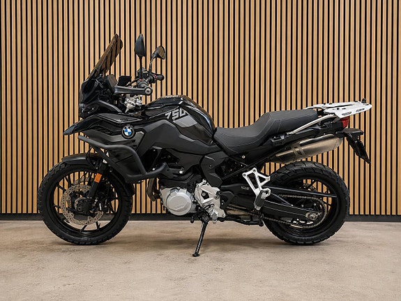 BMW Motorrad F750 GS 2 of 4