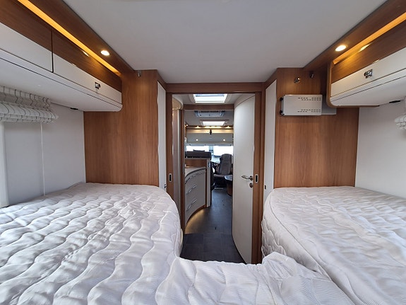 Dethleffs Premium XLi 7850-2 EB Långbädd, Automat, Solcell, AC 15 of 20