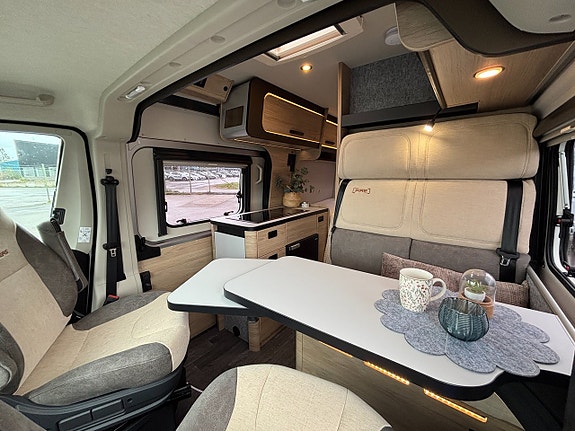 Weinsberg CaraBus EDITION [FIRE] 540 MQ - Dubbelsäng - Liten och smidig - Automat - 12 of 23