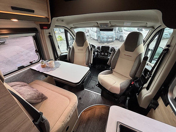 Weinsberg CaraBus EDITION [FIRE] 540 MQ - Dubbelsäng - Liten och smidig - Automat - 23 of 23