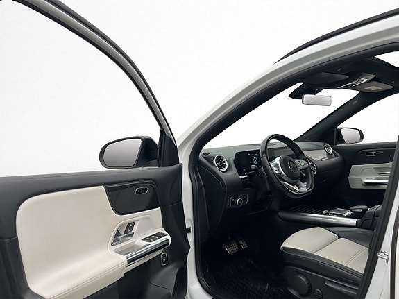 Mercedes-Benz GLA220 d 9 of 30