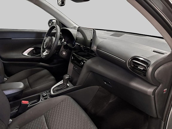 Toyota Yaris Cross 9 of 19