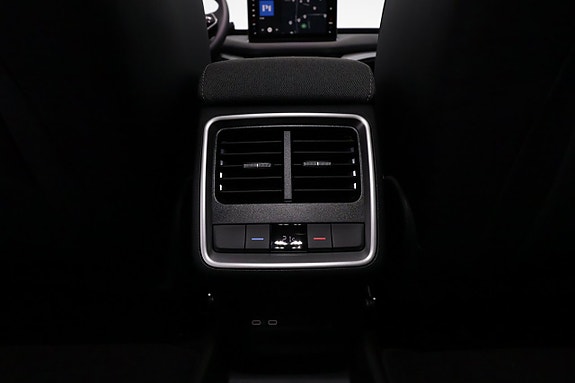 Skoda Enyaq 7 of 10