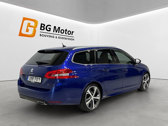 Peugeot 308 4 of 19