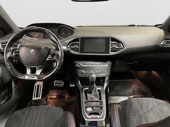 Peugeot 308 13 of 19