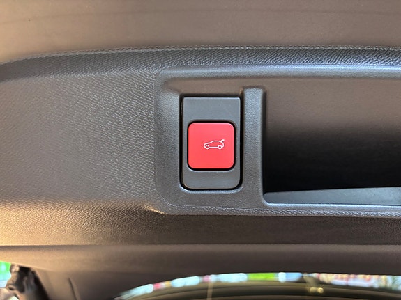 Opel Astra 14 of 16