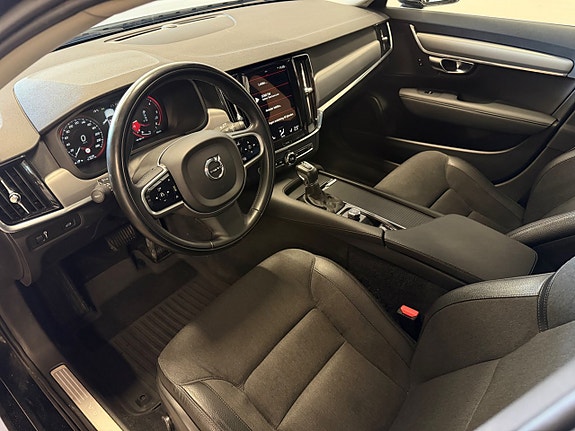Volvo V90 8 of 17