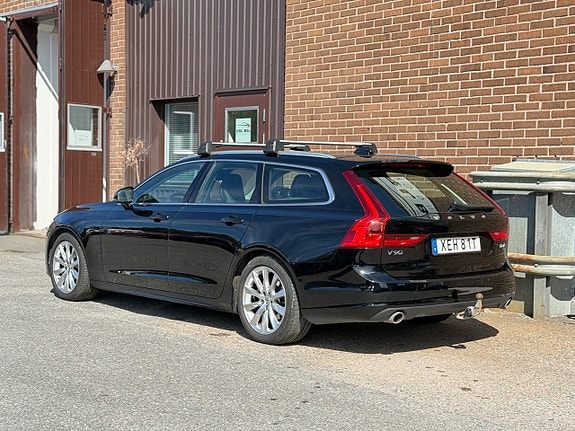 Volvo V90 3 of 17