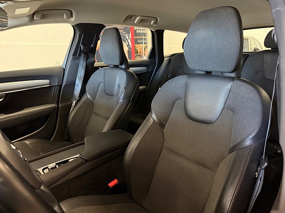 Volvo V90 10 of 17