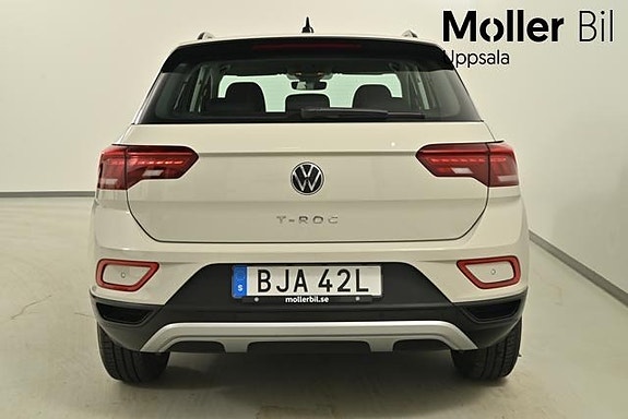 Volkswagen T-Roc 9 of 13