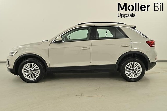 Volkswagen T-Roc 7 of 13