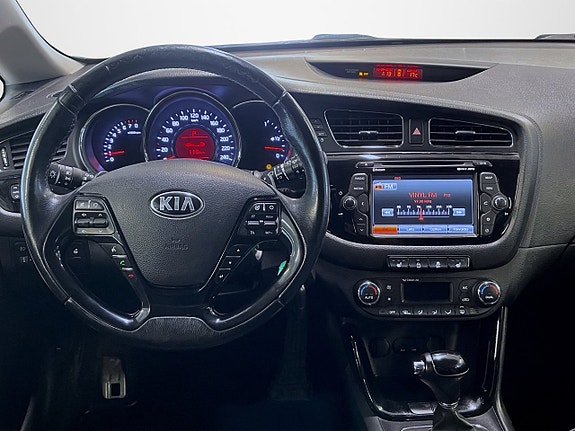 Kia Ceed 8 of 16