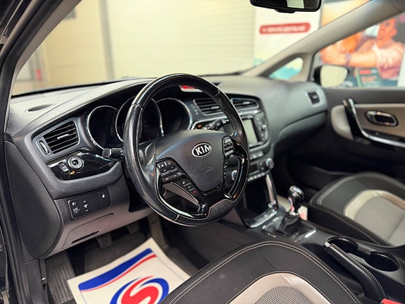 Kia Ceed 8 of 30