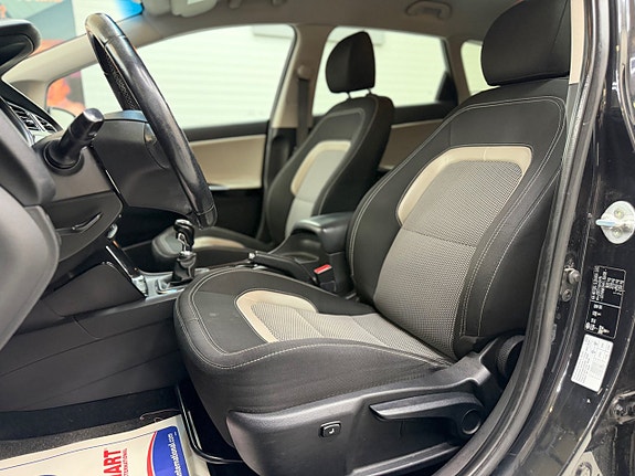 Kia Ceed 14 of 30