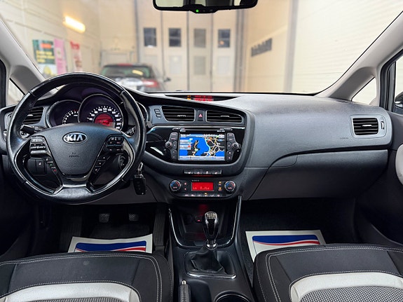 Kia Ceed 21 of 30