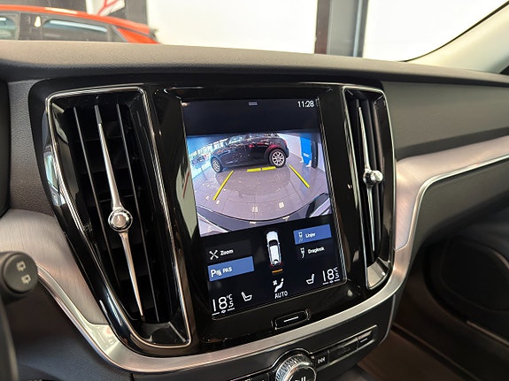 Volvo V60 10 of 17