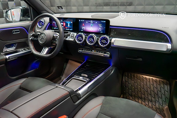 Mercedes-Benz GLB220 d 22 of 26