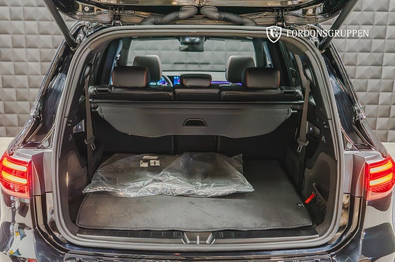 Mercedes-Benz GLB220 d 7 of 26