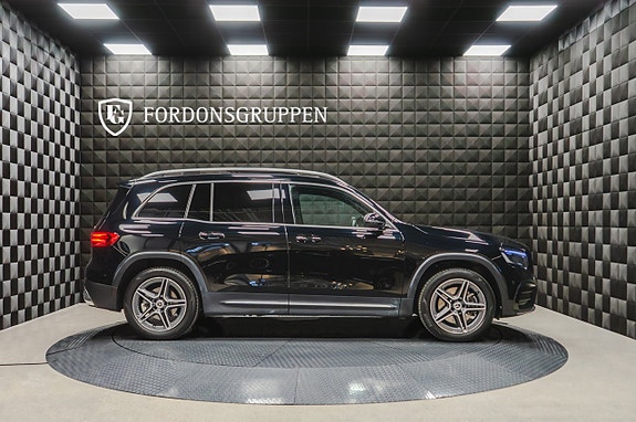 Mercedes-Benz GLB220 d 11 of 26