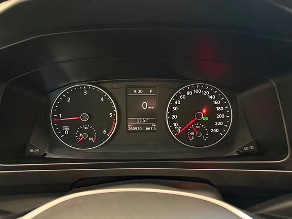 Volkswagen Transporter 12 of 18