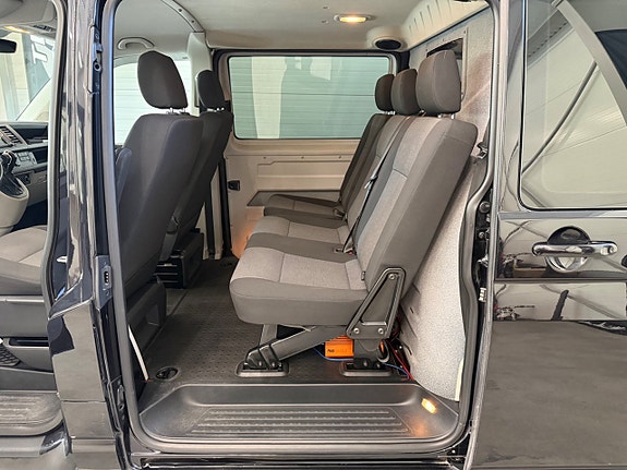 Volkswagen Transporter 8 of 18