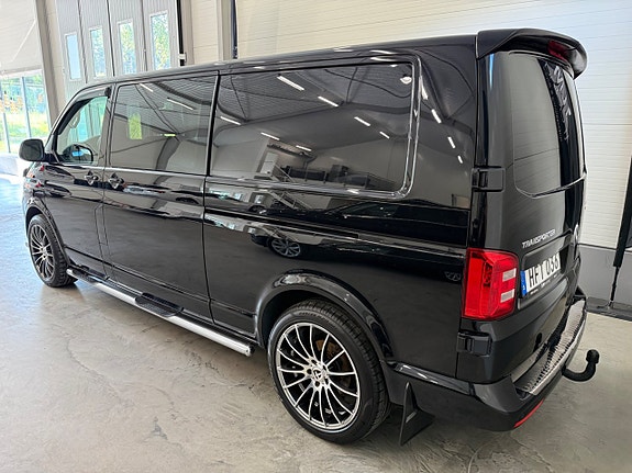 Volkswagen Transporter 2 of 18