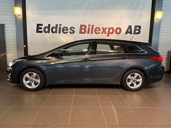 Hyundai i40 2 of 10
